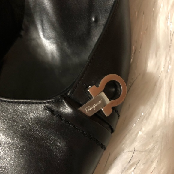 💯% Authentic Ferragamo Shoes size US 7.5 - Picture 3 of 8